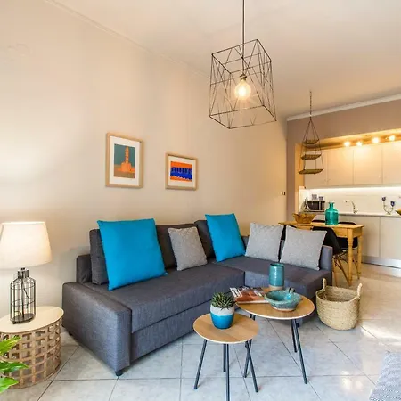 Nautilus Charm Center With Veranda Chania (Crete)