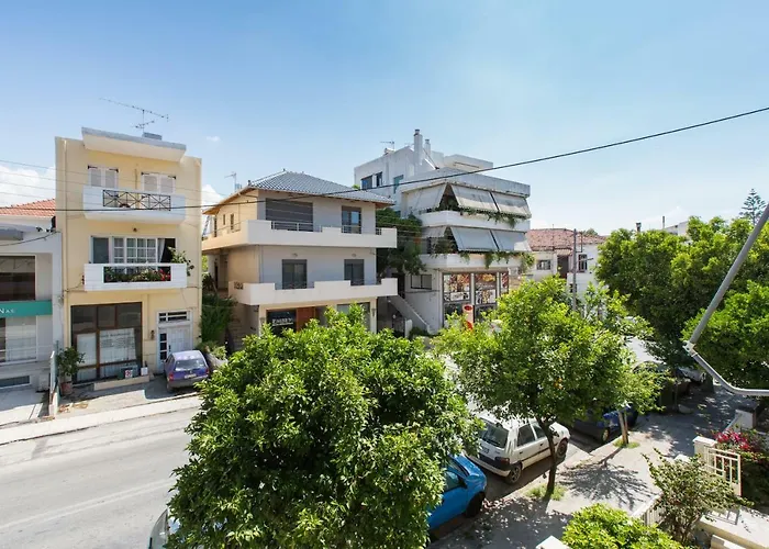 Nautilus Charm Center With Veranda